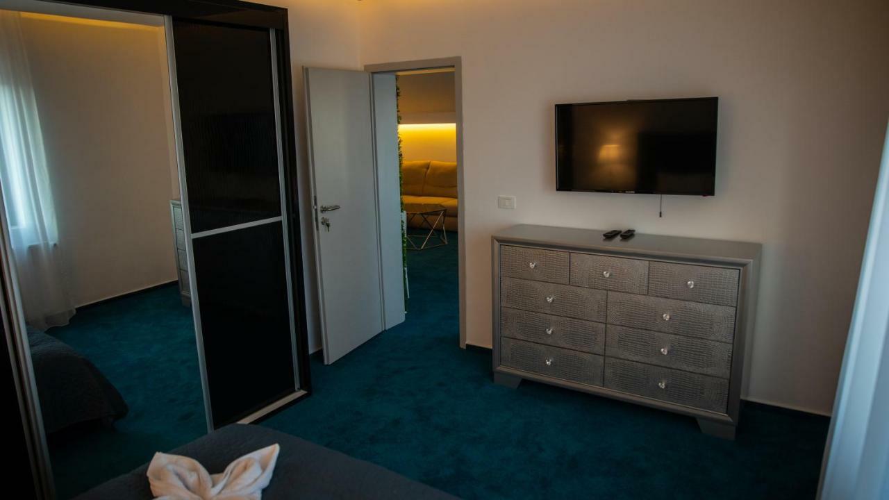 Complex Noblesse Hotell Vaslui Eksteriør bilde